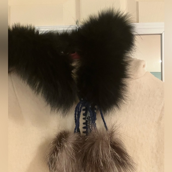 Labrador Wool Embroidered Coat - Picture 9 of 10